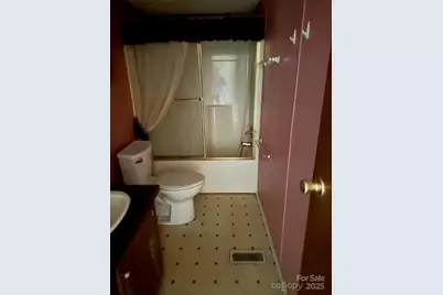 8485 Dogwood Drive, Kannapolis, NC 28081 - Photo 18