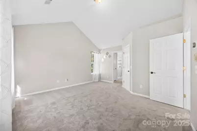 6631 Harburn Forest Drive, Charlotte, NC 28269 - Photo 20