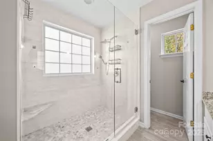 6631 Harburn Forest Dr, Charlotte, NC 28269 - Photo 24