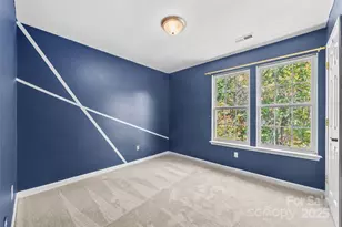 6631 Harburn Forest Dr, Charlotte, NC 28269 - Photo 30