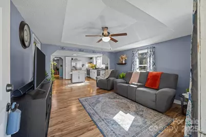 1400 Johnston Street, Gastonia, NC 28054 - Photo 2