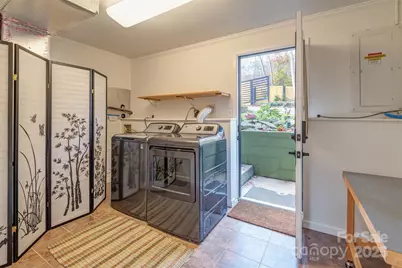 1 Parkway Loop Road, Asheville, NC 28803 - Photo 26