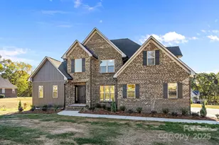 2003 Duntov Dr, Monroe, NC 28110 - Photo 2