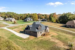 2003 Duntov Dr, Monroe, NC 28110 - Photo 2