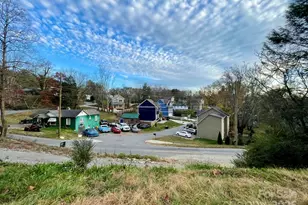 131 Lookout Rd, Asheville, NC 28804 - Photo 10