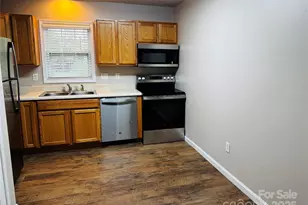 237 Camelot Dr, Waynesville, NC 28786 - Photo 8