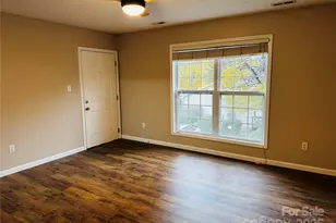 237 Camelot Dr, Waynesville, NC 28786 - Photo 6