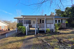 92 Lawndale Ave SE, Concord, NC 28025 - Photo 2