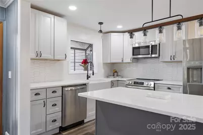 203 Ewing Drive, Belmont, NC 28012 - Photo 4