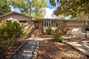 203 Ewing Dr, Belmont, NC 28012 - Photo 1