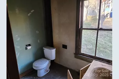 107 Bradley Street, Asheville, NC 28806 - Photo 10