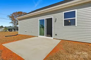 128 N Main St, Granite Falls, NC 28630 - Photo 32