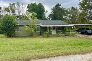 557 Falls Ave, Granite Falls, NC 28630 - Photo 2