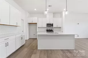 105 Silver Fleet Dr, Indian Trail, NC 28079 - Photo 2