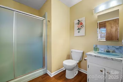 3520 20th Avenue NE, Hickory, NC 28601 - Photo 18