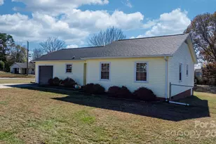 3520 20th Ave NE, Hickory, NC 28601 - Photo 4