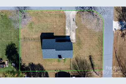 3520 20th Avenue NE, Hickory, NC 28601 - Photo 32