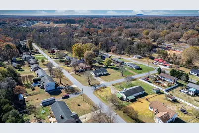 3520 20th Avenue NE, Hickory, NC 28601 - Photo 36