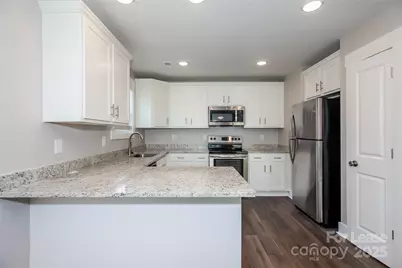 607 N Scruggs Street, Gastonia, NC 28052 - Photo 6