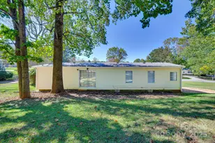 3464 Rock Creek Dr, Newton, NC 28658 - Photo 4