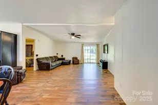 3464 Rock Creek Dr, Newton, NC 28658 - Photo 18