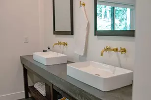 808 Mountain Cove Rd, Hendersonville, NC 28792 - Photo 16