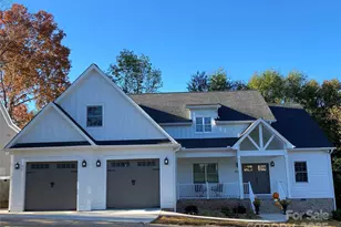 409 19th Ave Cir NW, Hickory, NC 28601 - Photo 2