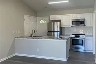 4430 Faraday St, Charlotte, NC 28208 - Photo 2