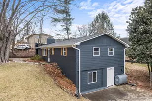 28 Pine Ln, Asheville, NC 28806 - Photo 42