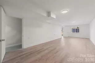 28 Pine Ln, Asheville, NC 28806 - Photo 32