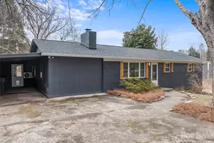 28 Pine Ln, Asheville, NC 28806 - Photo 2