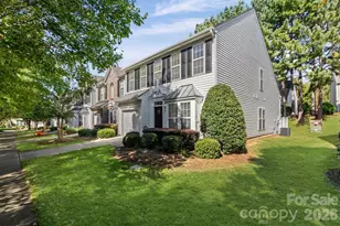 152 Cypress Landing Dr, Mooresville, NC 28117 - Photo 2