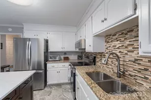 201 Pointe Cir, Rock Hill, SC 29732 - Photo 12