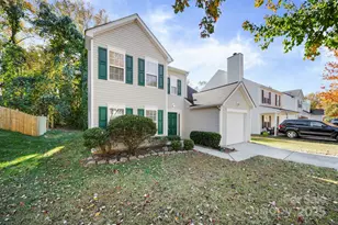 1424 Griers Grove Rd, Charlotte, NC 28216 - Photo 2