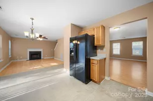 1424 Griers Grove Rd, Charlotte, NC 28216 - Photo 10