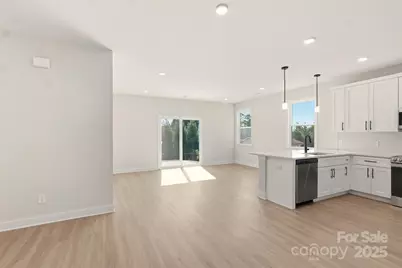 8 Colonial Avenue, Granite Falls, NC 28630 - Photo 4