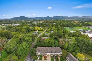 120 Old Salem Ct, Fletcher, NC 28732 - Photo 2