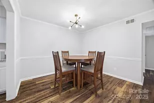 4739 Hedgemore Dr, Charlotte, NC 28209 - Photo 6