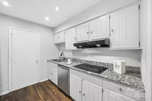 4739 Hedgemore Dr, Charlotte, NC 28209 - Photo 8