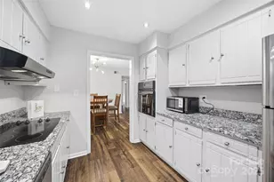 4739 Hedgemore Dr, Charlotte, NC 28209 - Photo 10