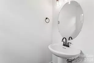 6024 Old Pineville Rd, Charlotte, NC 28217 - Photo 18