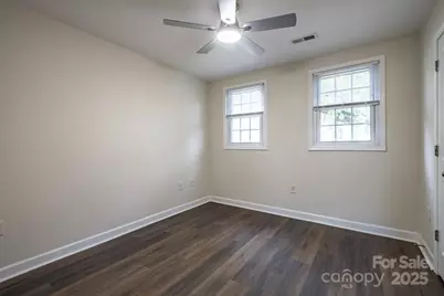 1310 Green Oaks Lane #H, Charlotte, NC 28205 - Photo 12