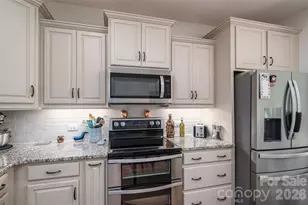 5128 Meadow Woods Dr, Lowell, NC 28098 - Photo 24