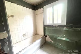 308 Elm St, Lancaster, SC 29720 - Photo 16