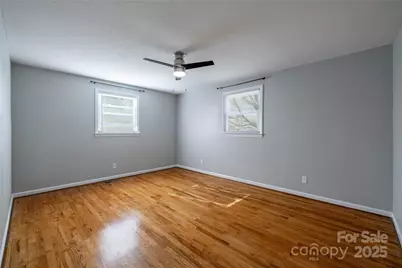 1046 22nd Street NE, Hickory, NC 28601 - Photo 18