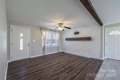 1046 22nd Street NE, Hickory, NC 28601 - Photo 10