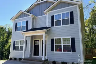 403 15th Ave SW, Hickory, NC 28602 - Photo 1