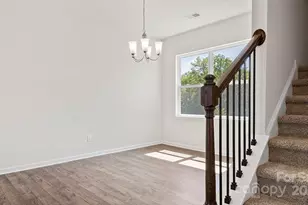 608 Country Oak Dr, Asheville, NC 28804 - Photo 10