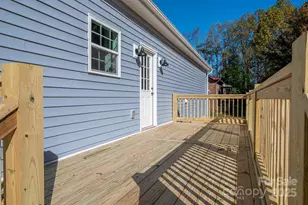 1151 13th St SW, Hickory, NC 28602 - Photo 24