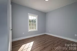 1151 13th St SW, Hickory, NC 28602 - Photo 18
